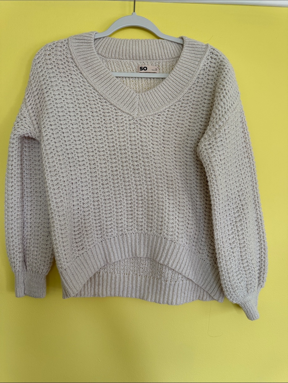 SO Women's Cream Textured V-Neck Sweater